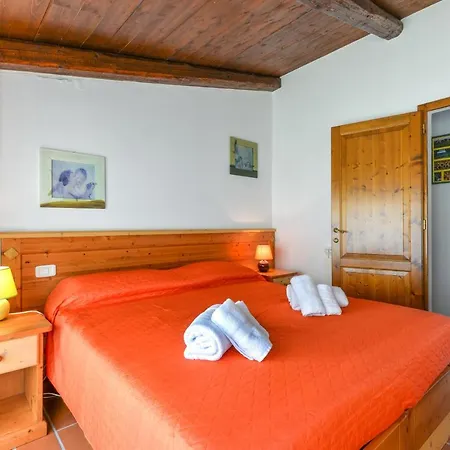 12 Amiata Mountain Charm Pool, Fast Wi-fi, Free Parking * Castel del Piano (Tuscany)